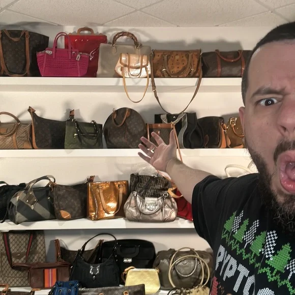 FREE INSTANT WINNER NOW! NO WAITING FUN & COOL GLOVES! - Picture 4 of 16